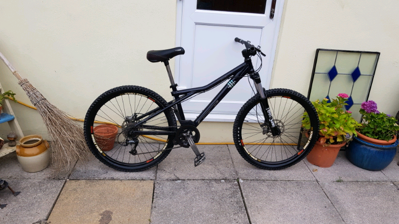 gt moto mountain bike